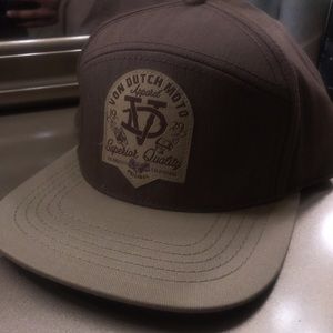 TAN VON DUTCH CAP